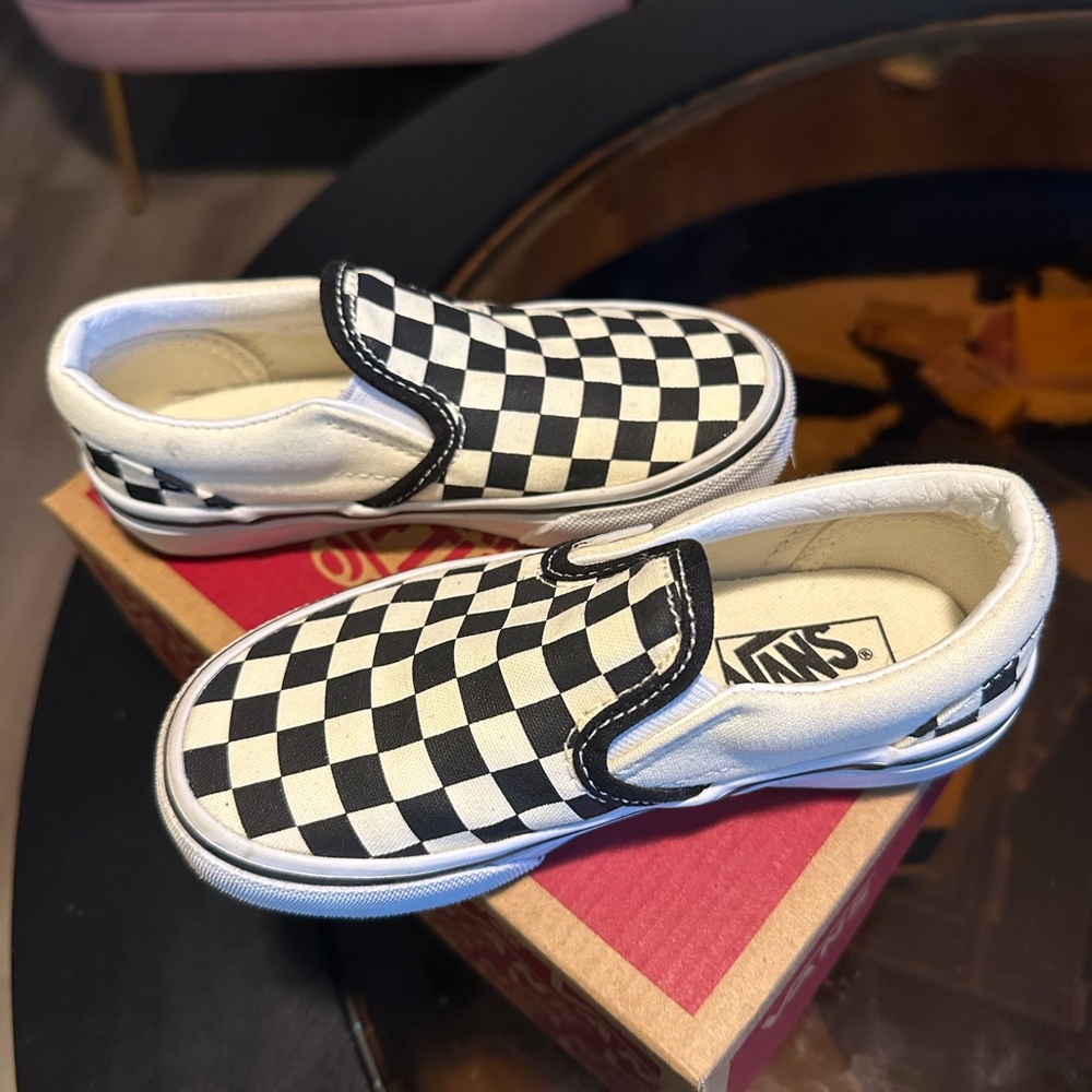 NEW kids 11C vans